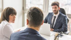 La frase que debes decir para negociar tu salario en una entrevista (según una ingeniera)