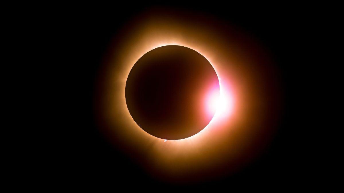 Benito Fuentes, meteorólogo: “No podremos saber si las nubes arruinarán el eclipse del 12 de agosto hasta 3 o 4 días antes”