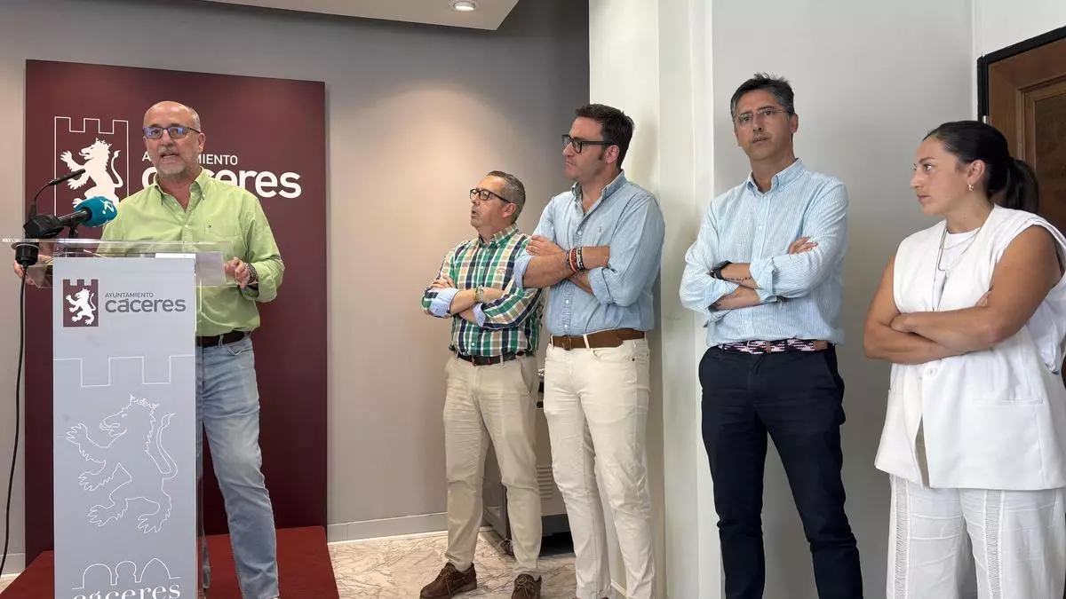 El PSOE pide el cese del concejal de Urbanismo en Cáceres por ser socio de una empresa ligada a la ampliación de suelo industrial