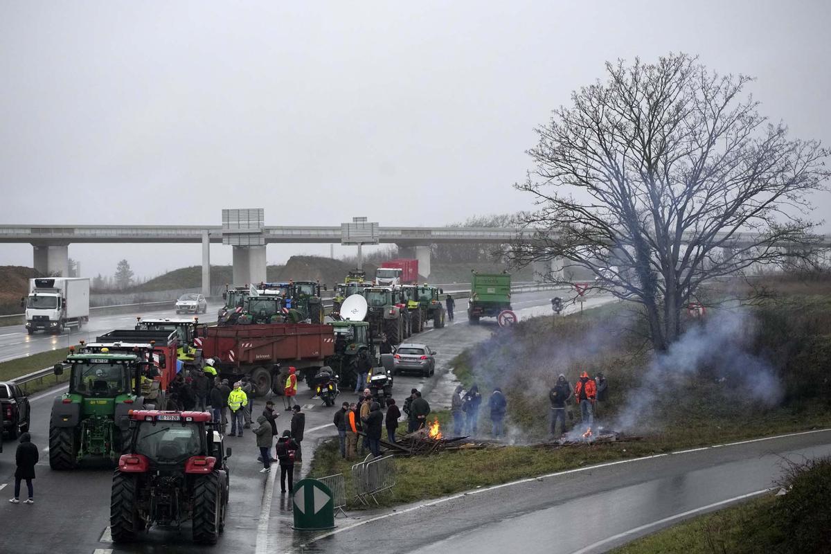Continuan las manifestaciones de agricultores en Francia