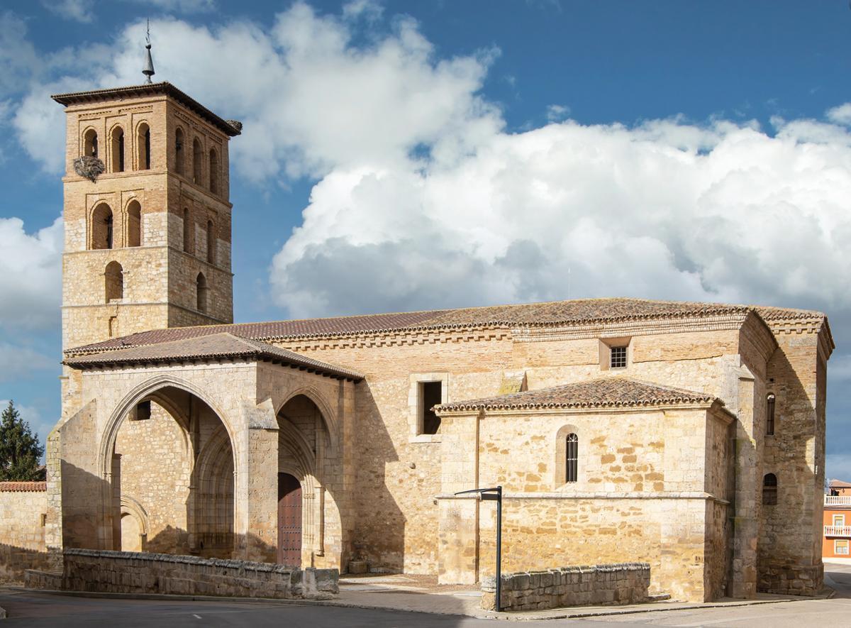 La iglesia románica de Paredes de Nava