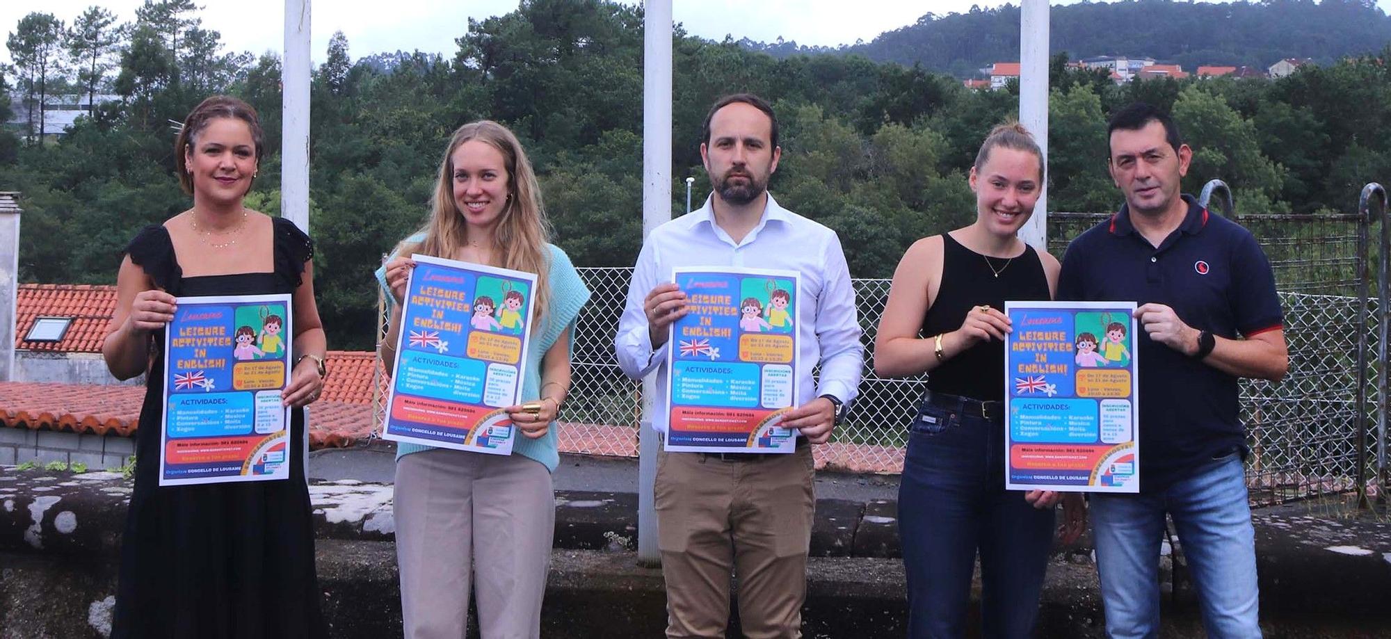 Agrafojo, esquerda, Guyot, Ares, Golte e Outeiral presentando a programación.