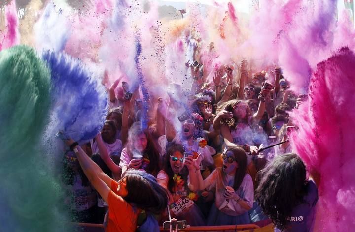 Vigo se vuelve multicolor con la Holi Run