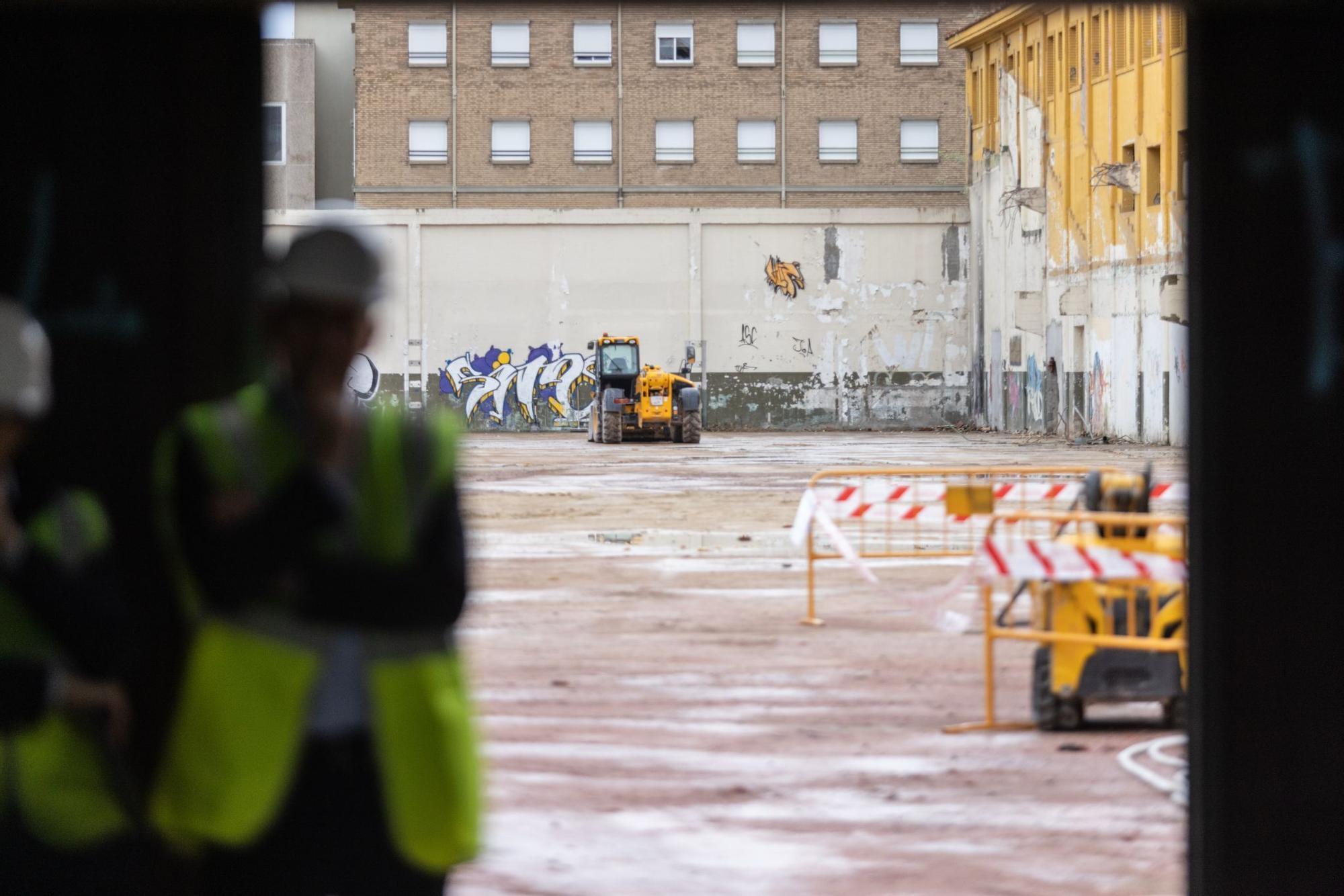 En imágenes | Ya están en marcha las obras de la futura Ciudad del Cine de Zaragoza