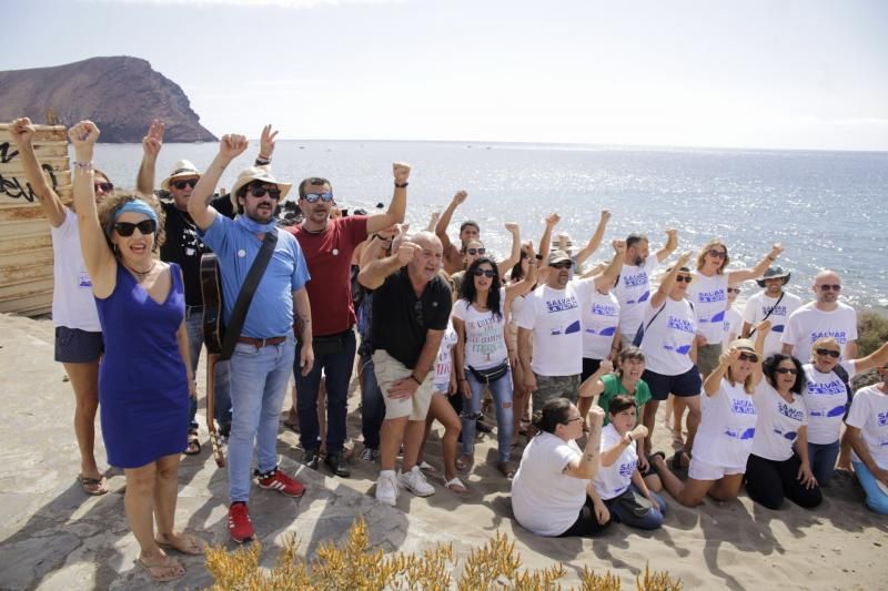 Flashmob en la playa La Tejita