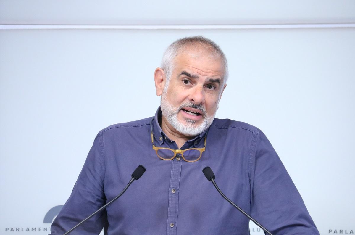 El presidente del grupo de Ciutadans en el Parlament, Carlos Carrizosa, en rueda de prensa este martes El presidente del grupo de Ciutadans en el Parlament, Carlos Carrizosa, en rueda de prensa este martes