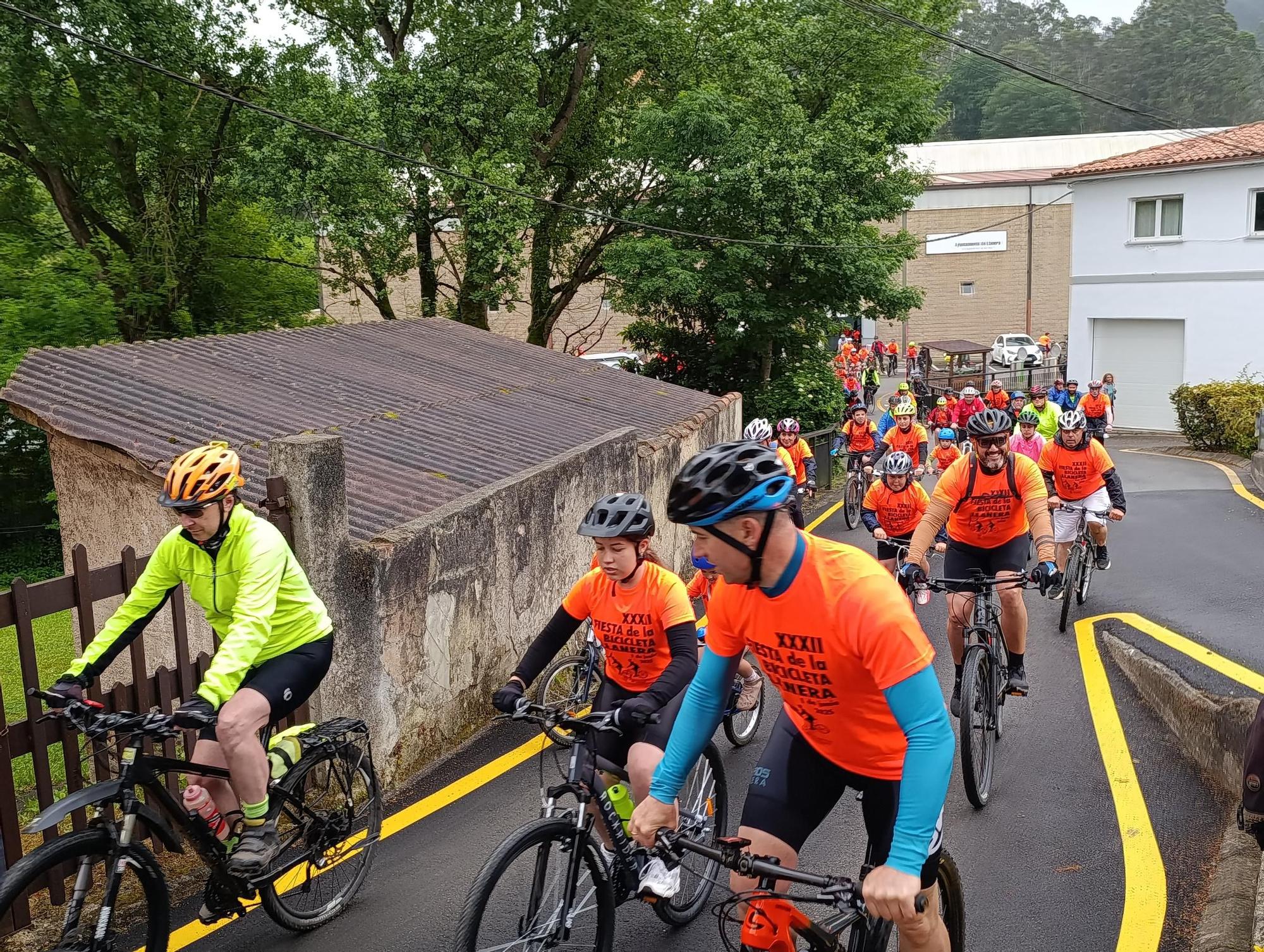 La Fiesta de la Bicicleta triunfa en Llanera