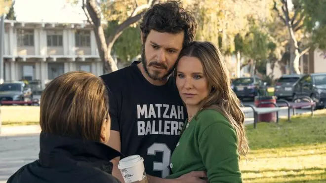 Si paras la serie 'Nadie quiere esto' en el minuto 23:30 del capítulo 4 descubrirás el sérum antiarrugas que ha cambiado mi piel