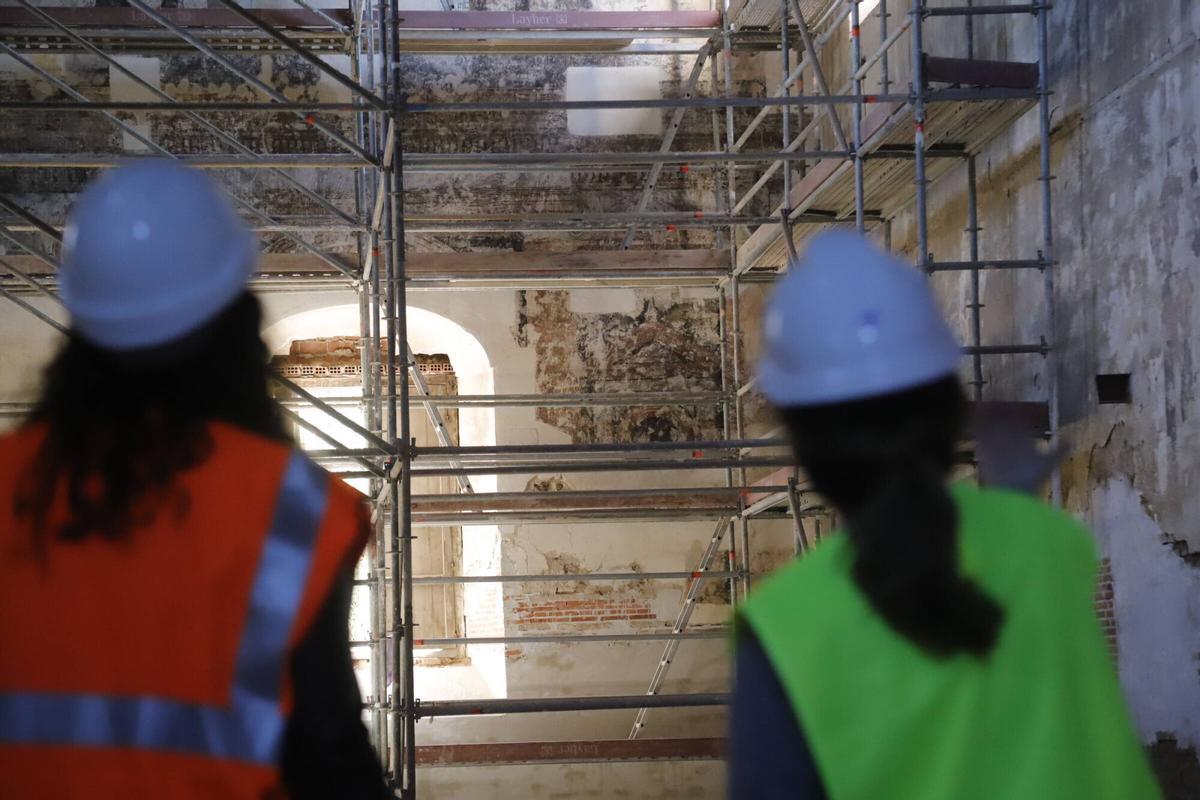 A.J.González Córdoba Obras de restauración del convento Regina