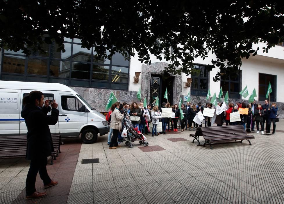 Protesta de los médicos y enfermeros del SAC