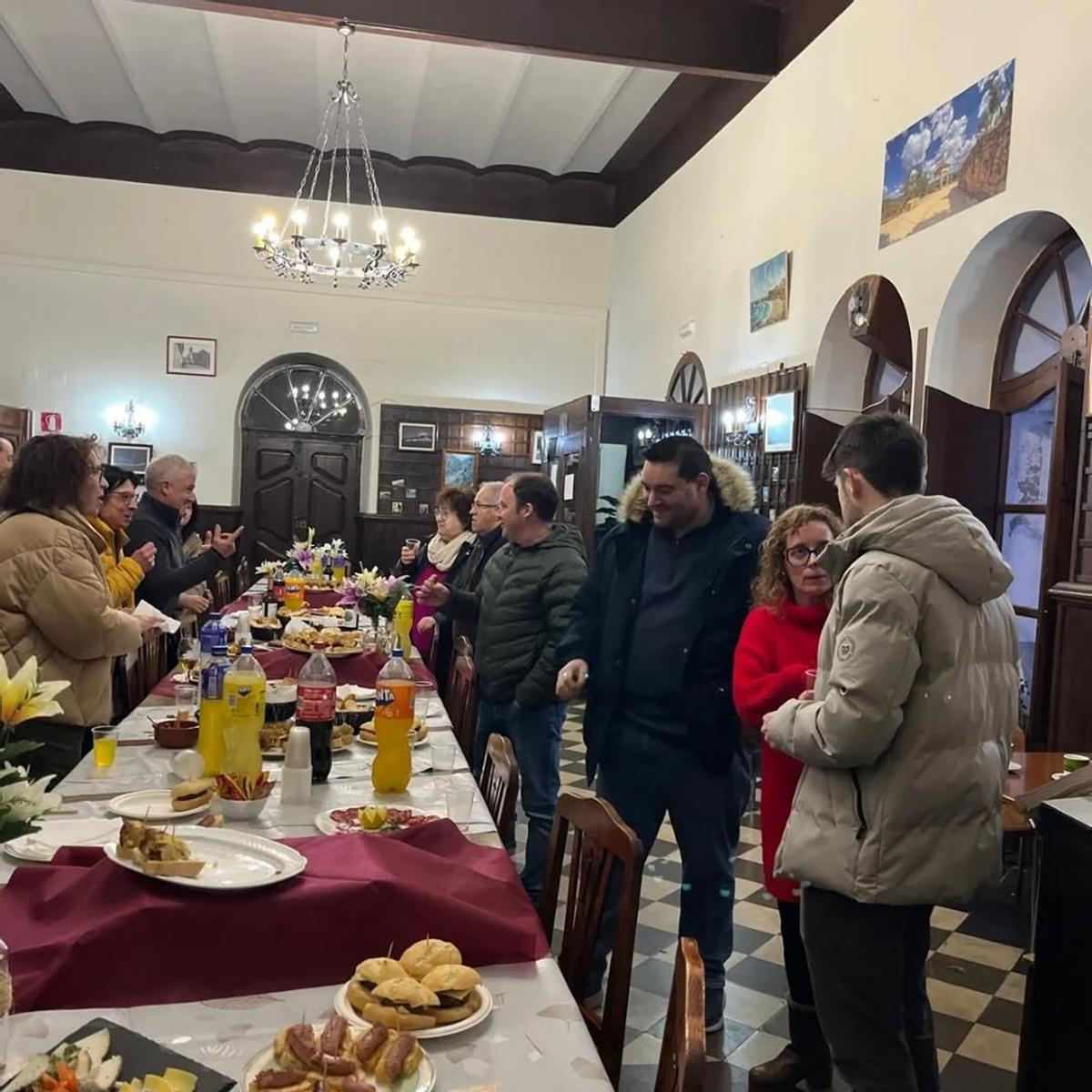Inauguración del reaperturado bar del santuario de la Vallivana.