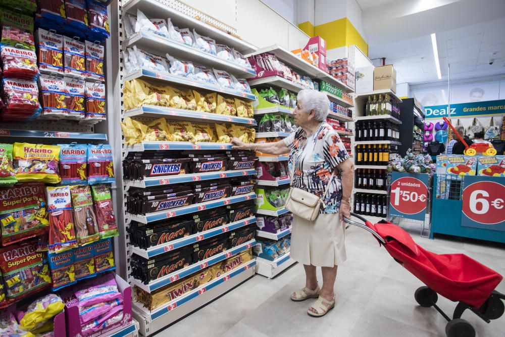 La cadena británica de todo a un euro abre nueve tiendas en la C. Valenciana