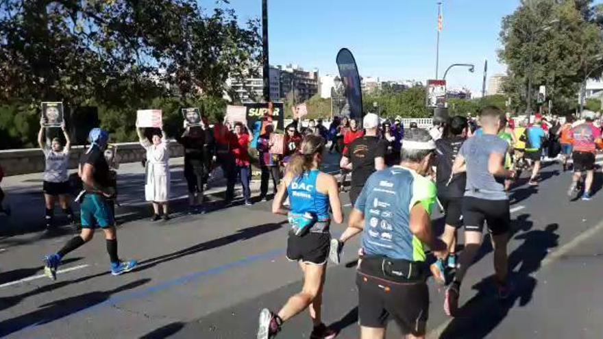 El Maratón de Valencia pasa por la animación de SUPER en el kilómetro 25