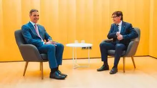 Sánchez e Illa se reúnen en plena polémica por el apagón y la opa al Sabadell
