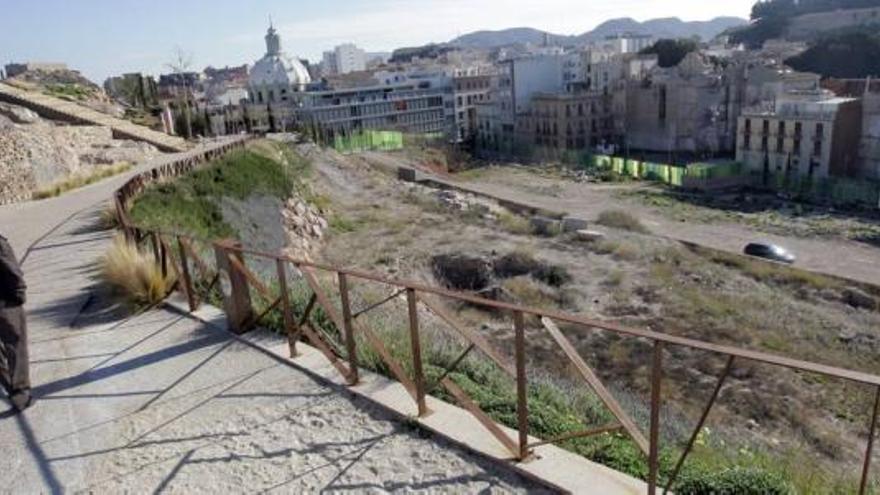 Los trabajos en el cerro del Molinete vuelven a ser una realidad a partir del mañana, con la preparación del terreno para comenzar las excavaciones el martes.