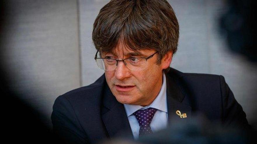 Puigdemont utilizará ante el juez belga las palabras de Sánchez sobre la Fiscalía para evitar su entrega