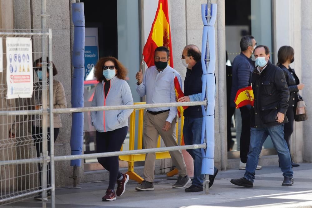 Miles de murcianos protestan en las calles contra la ley Celaá