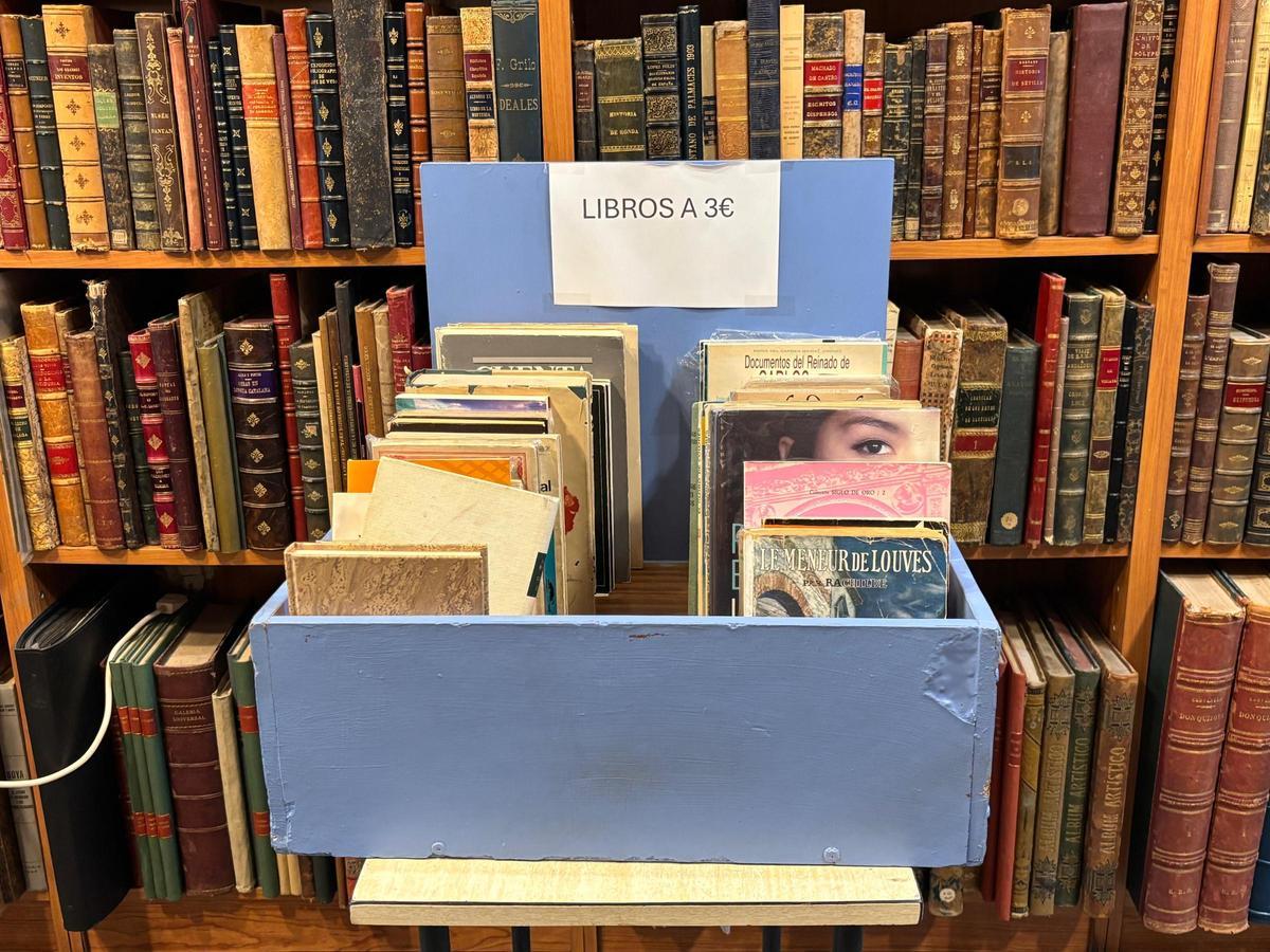 Libros de segunda mano de la Librería Antonio Mateos