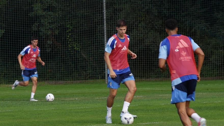 Aldasoro y Pedrola, los últimos: el Oviedo ya ha inscrito a todos sus fichajes