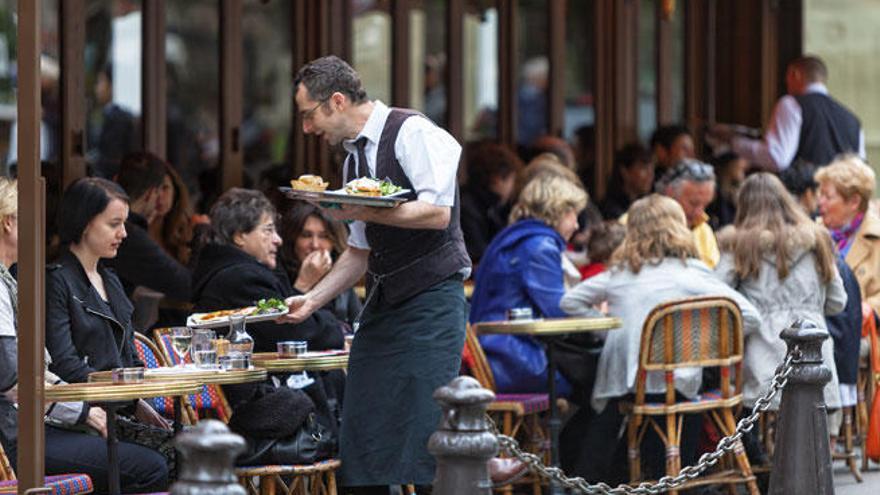 Muchos españoles trabajarán durante estas vacaciones.