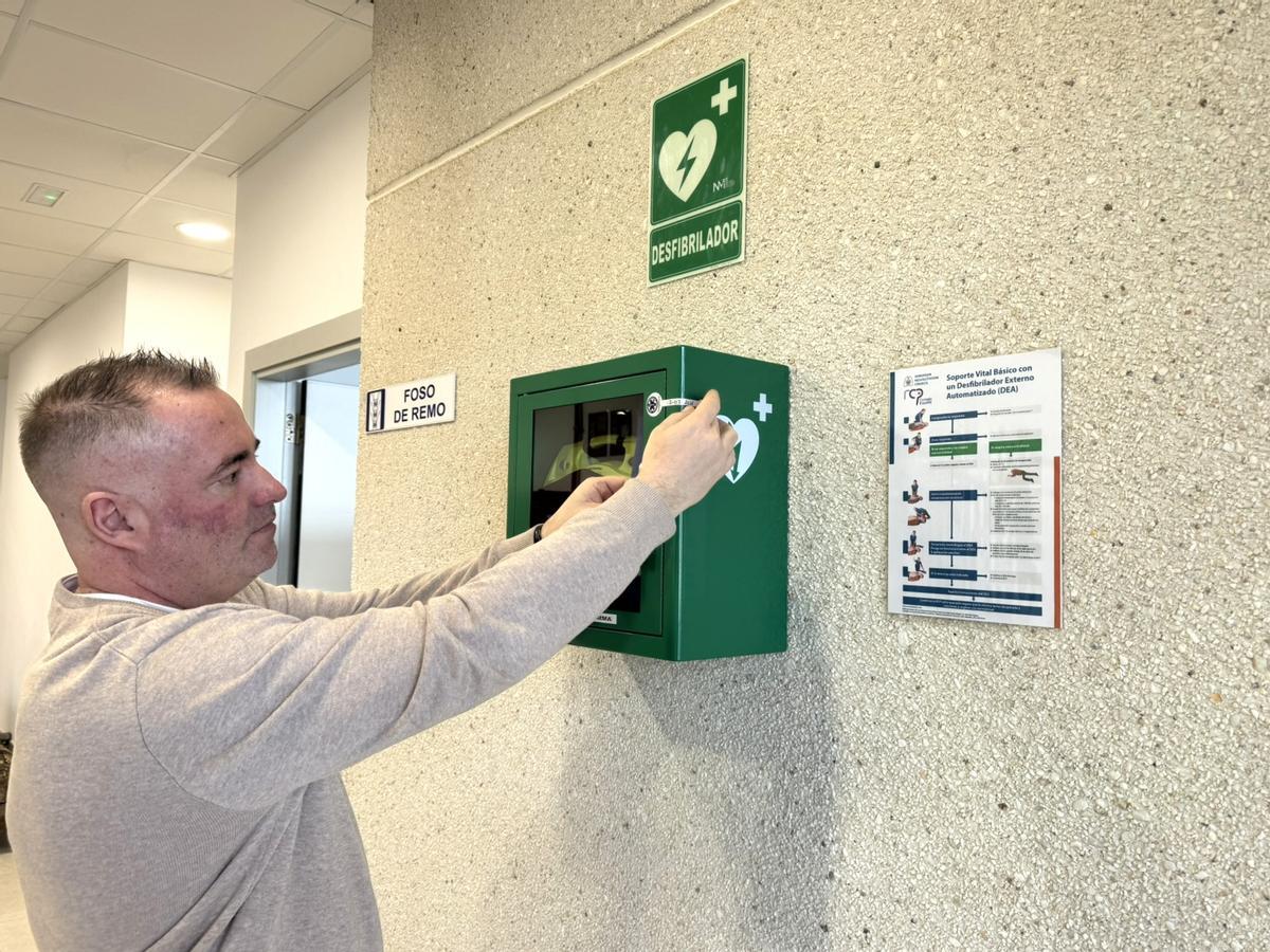 O Concello boirense instalou dous novos desfibriladores e instalacións municipais.