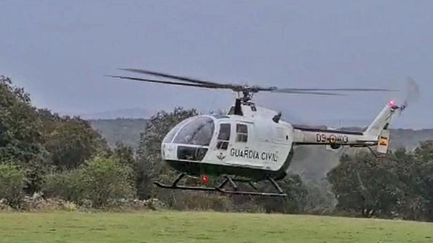 Helicóptero de la Guardia Civil despega para sobrevolar la Sierra de la Culebra. | Cedida