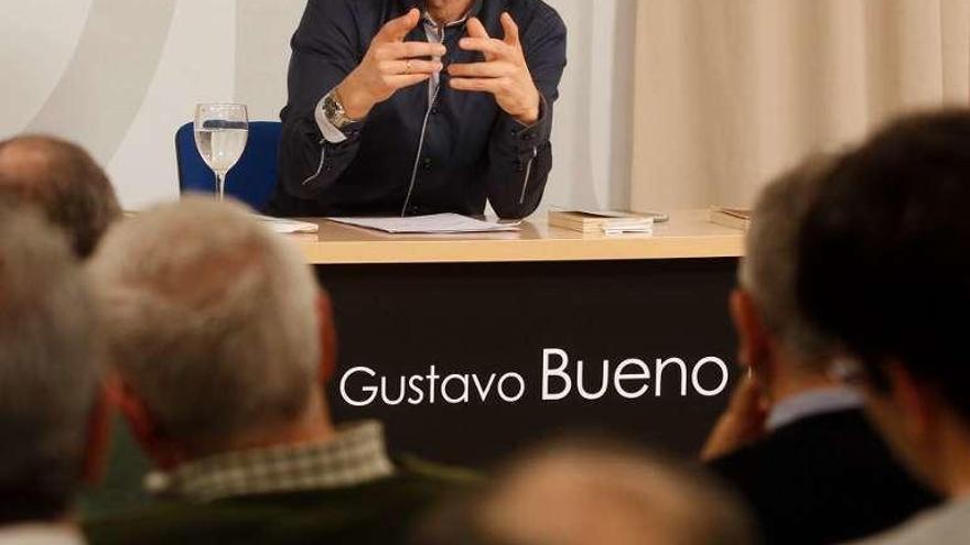 Pedro Insua, ayer, en la Fundación Gustavo Bueno.