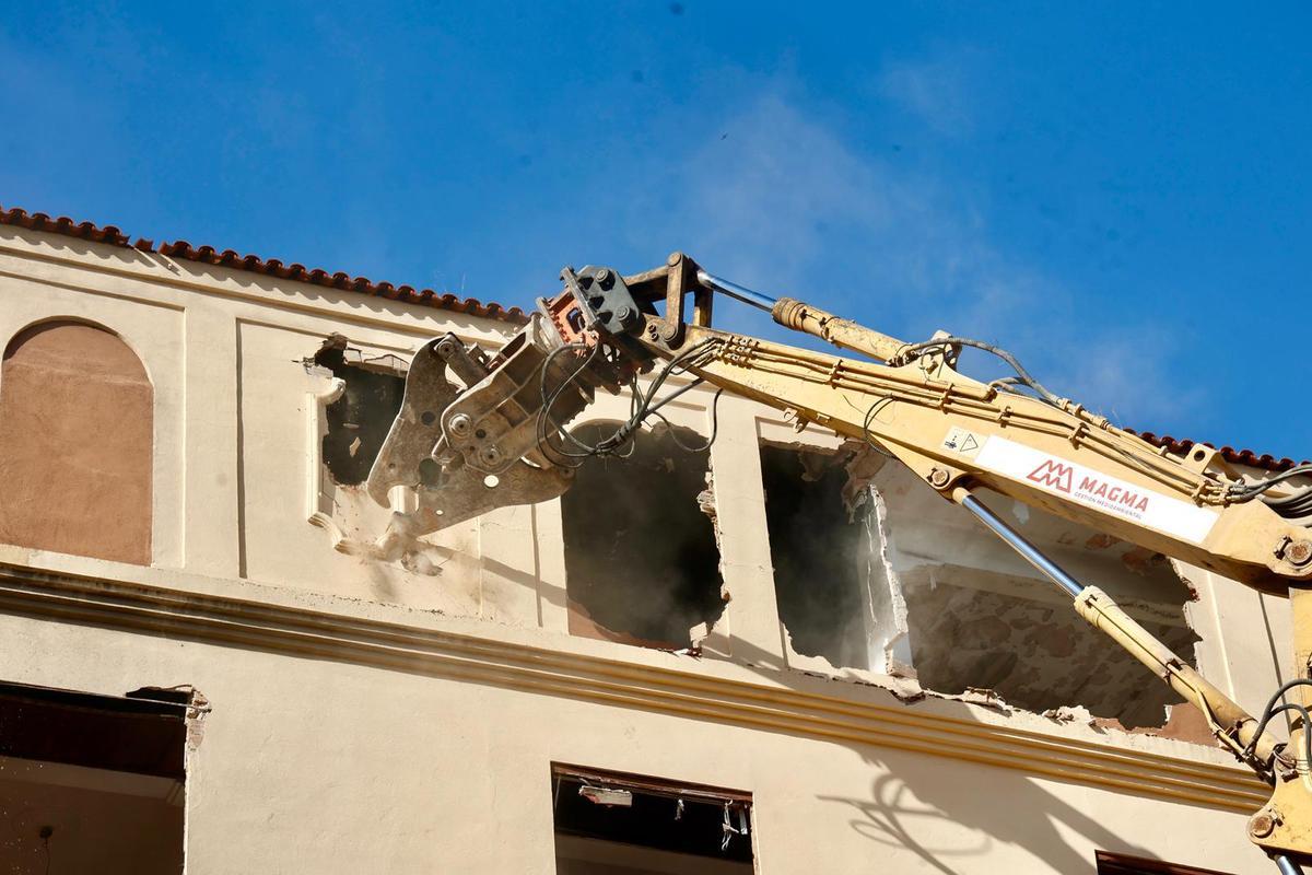 Arranca la demolición del Chernóbil de Campanar