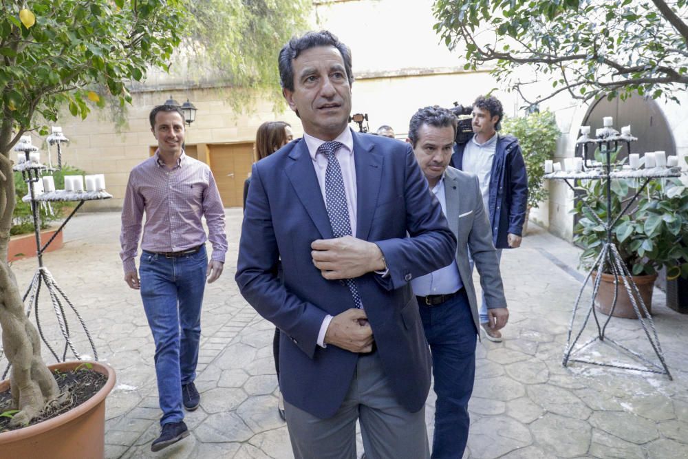 Caras largas en la junta directiva de Baleares PP tras la derrota