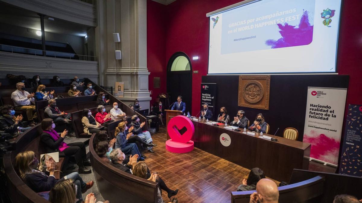 Jornada inaugural del World Happiness Festival 2022 en el Paraninfo