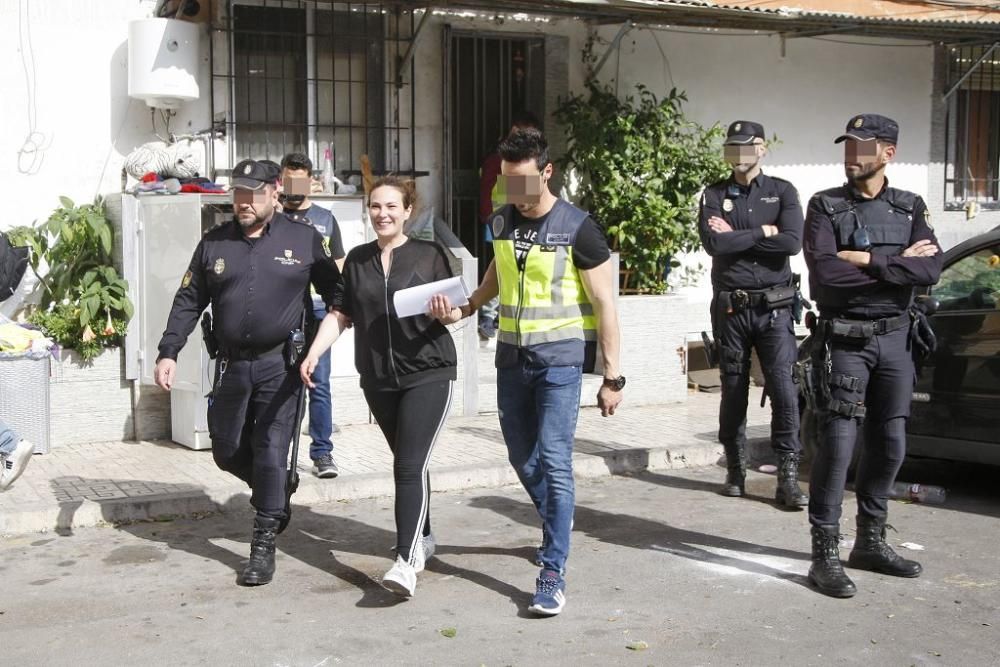 Desmantelan un fumadero de ''maría'' en Murcia