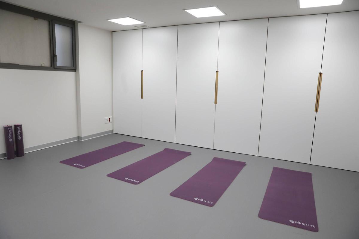 Primer día del nuevo centro de salud de Sotrondio