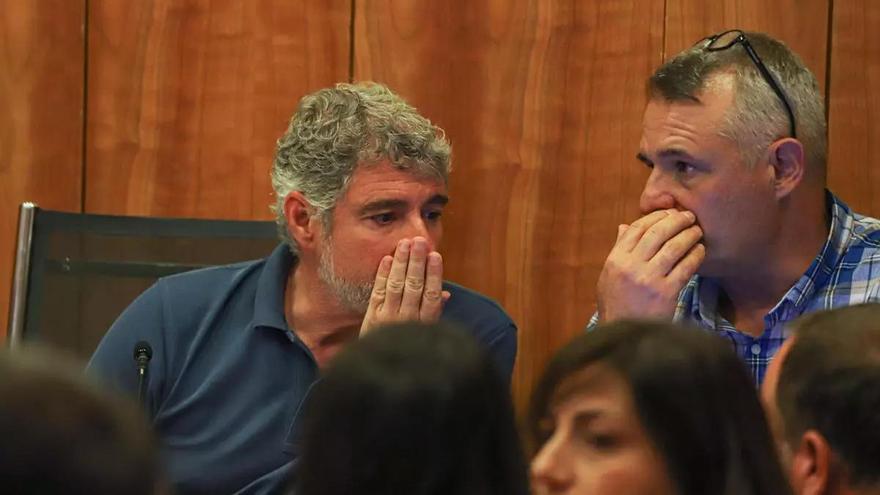 Dos exfuncionarios de Orihuela denuncian ante la Fiscalía Anticorrupción al secretario general