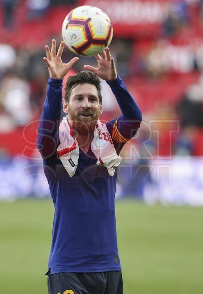 Así de feliz cazo Sport a Leo Messi al fiinal del partido