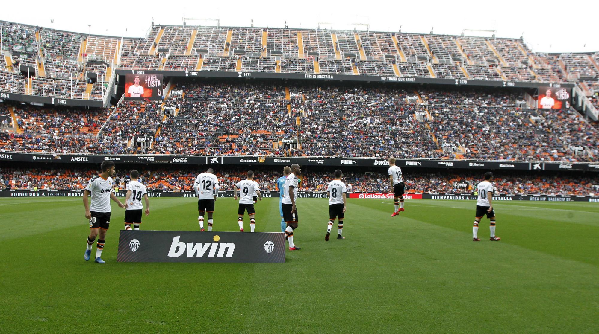 Mestalla. Un año huérfano de afición. El último partido con público del Valencia CF