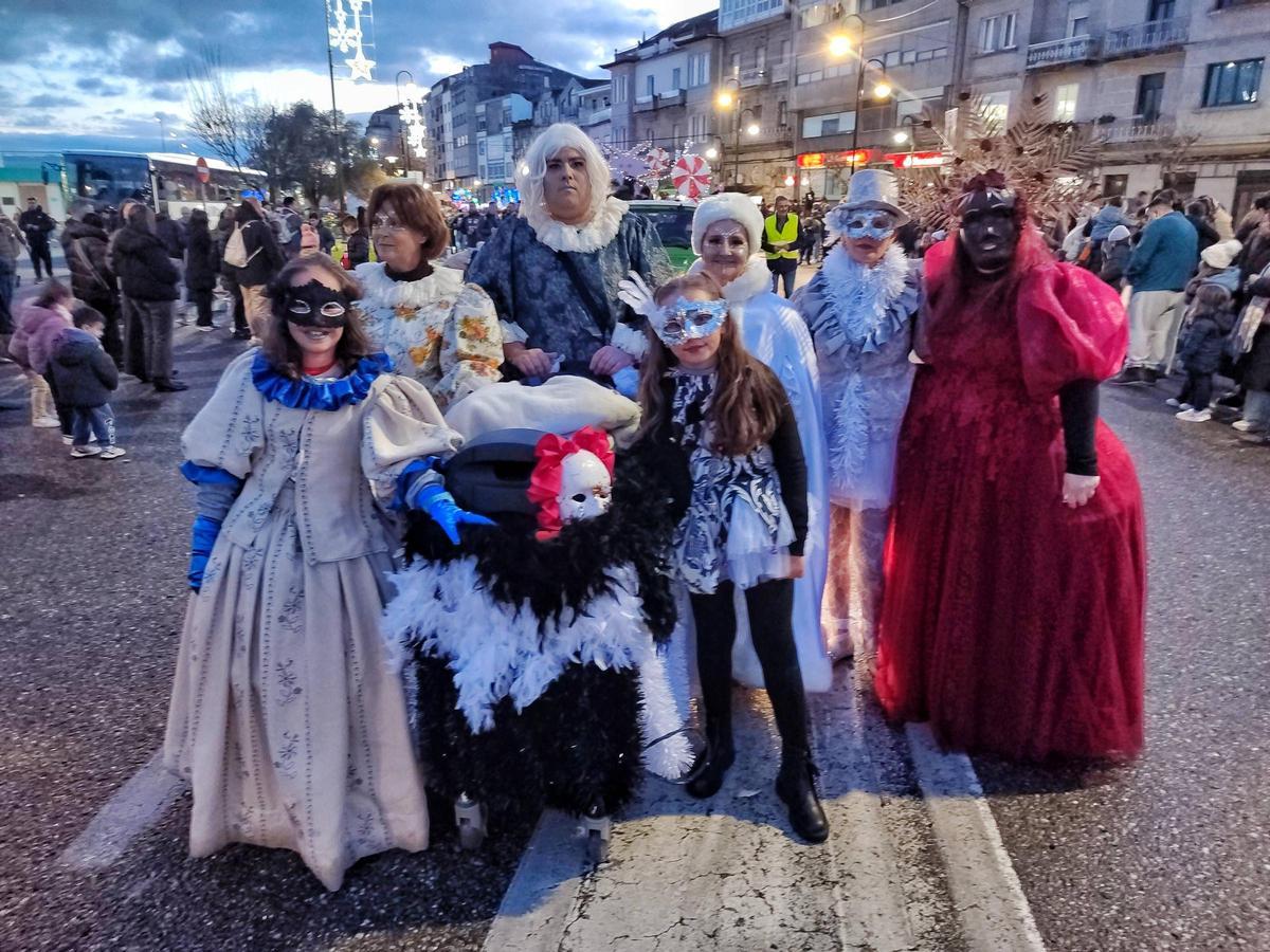 Las fotos de Sus Majestades los Reyes Magos recorriendo Cangas