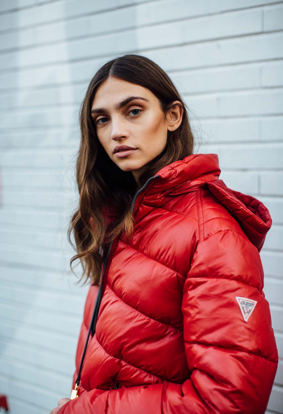 Cabello ondulado, visto en el 'street style' de otoño/invierno de Milán