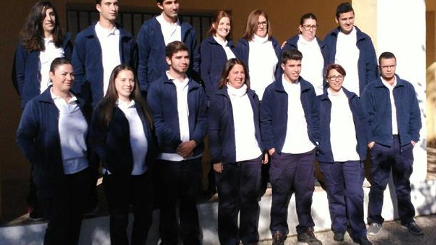 Un programa forma a 15 alumnos un año en atención sociosanitaria