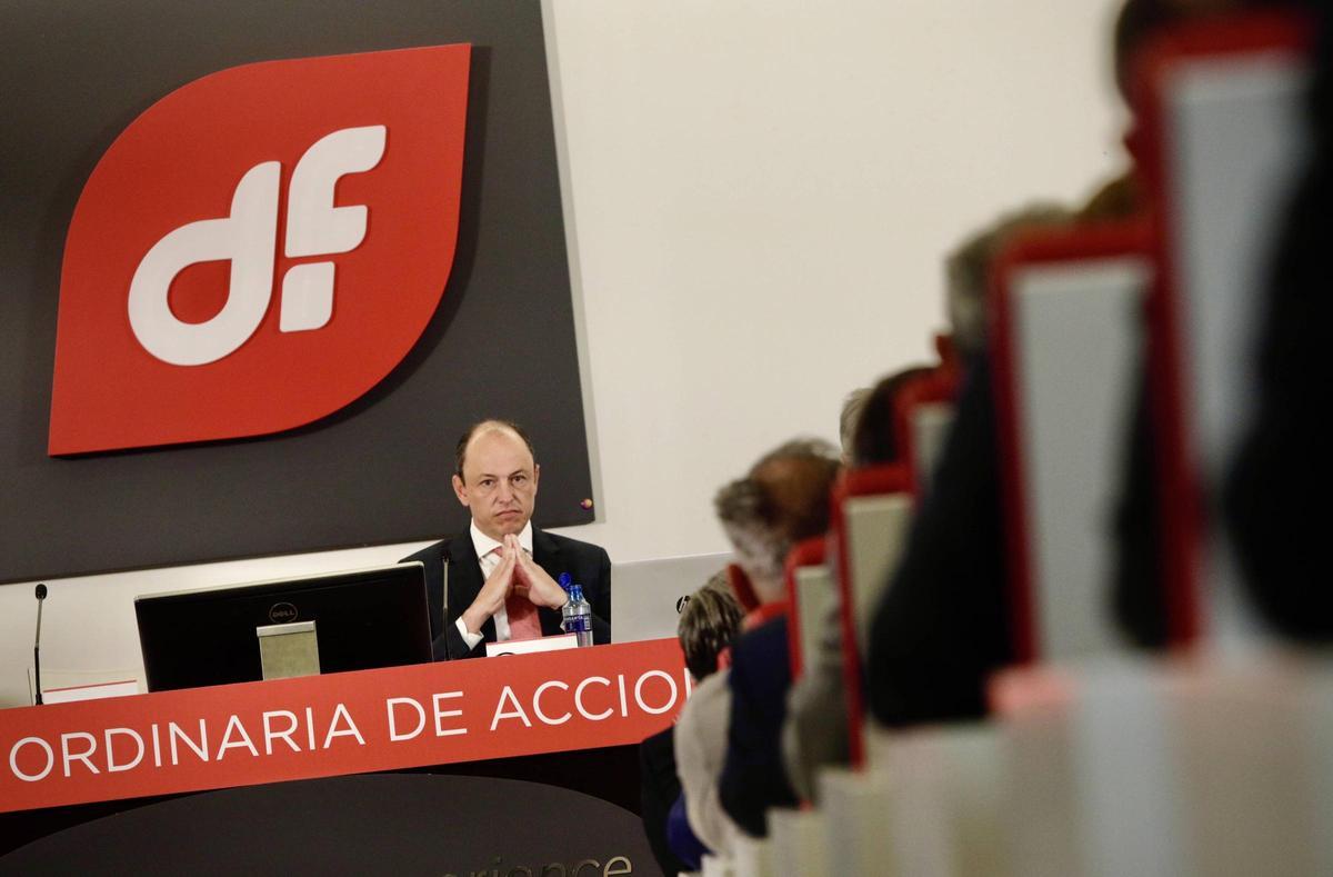 El vicepresidente de Duro Felguera, Jaime Isita, en una junta de accionistas.