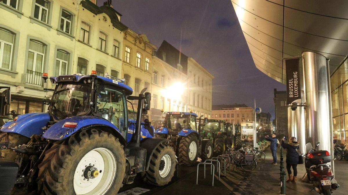 Farmers protest on the sidelines of the EU summit in Brussels