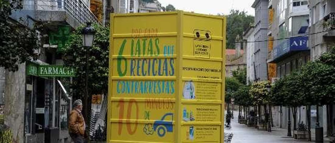 El gran contenedor amarillo. // Iñaki Abella