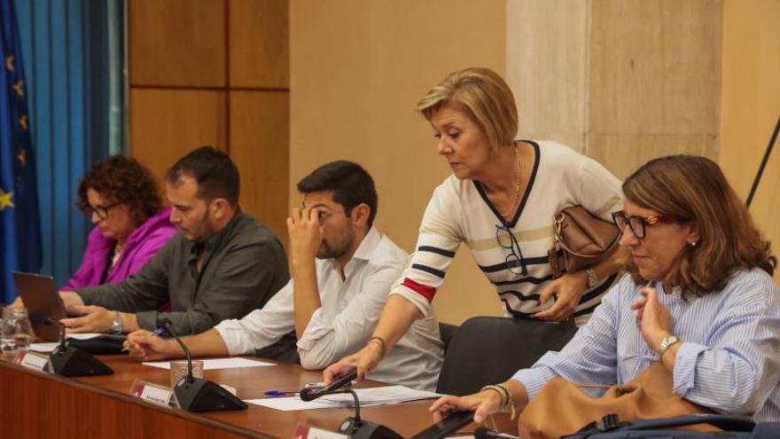 La oposición carga contra Ravella por el mantenimiento de las obras en Vilagarcía
