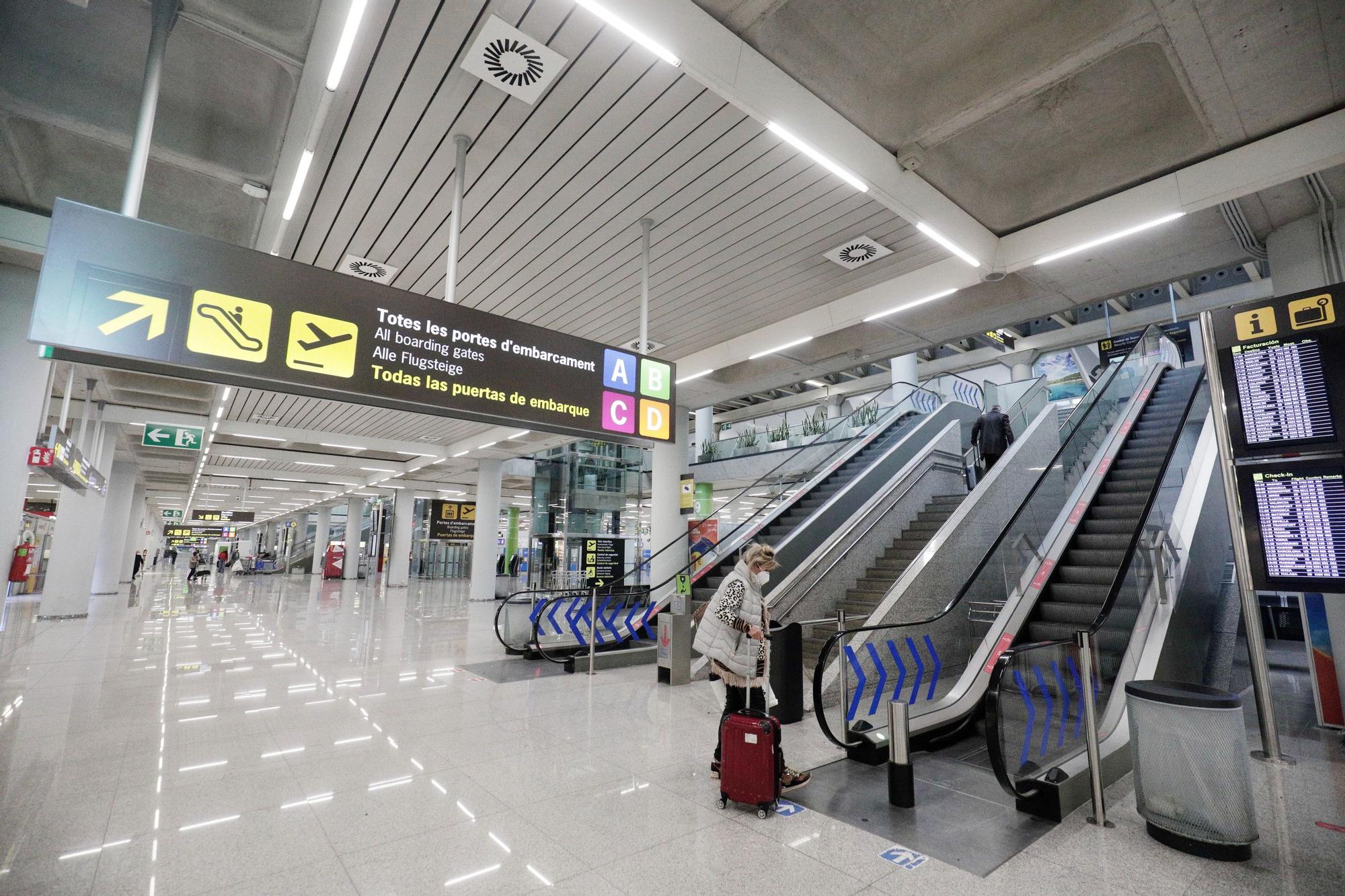 El ministerio de Transición Ecológica prohíbe a Aena ampliar el aeropuerto