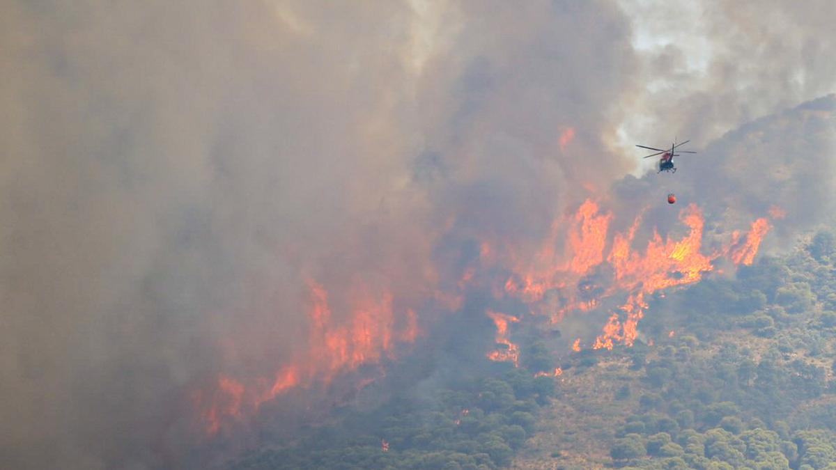 Imagen de archivo del incendio forestal en la sierra de Mijas que comenzó el viernes 15 de julio