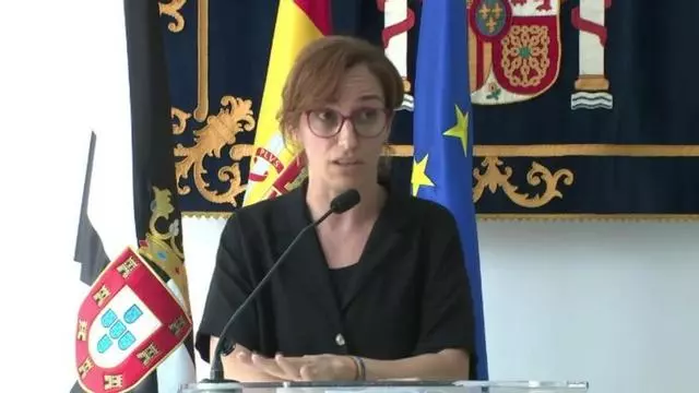La ministra de Sanidad, Mónica García, ha negado que Ceuta viva un "colapso sanitario"