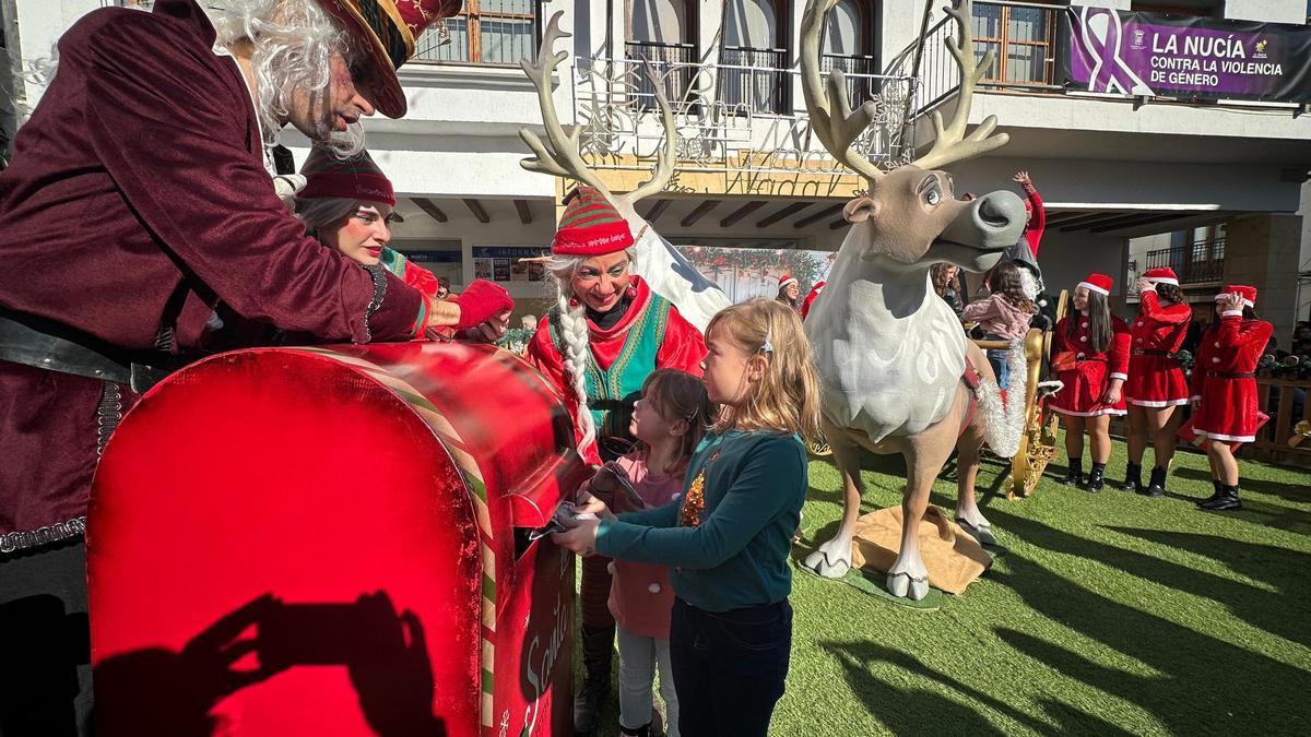 La Feria de Navidad de La Nucia tendrá aparcamiento y acceso gratuito a la Casa de Papá Noel
