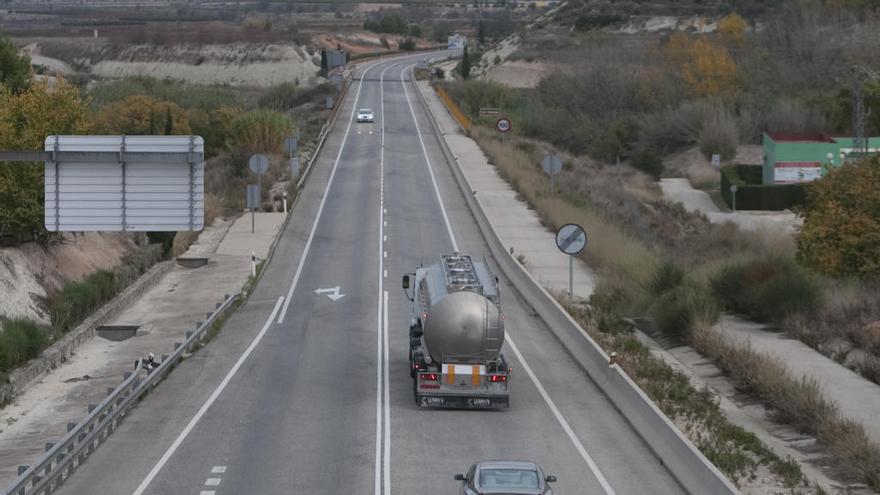 El Consell cuadruplica la inversión pero olvida la CV-60 y el tren Xàtiva-Alcoi