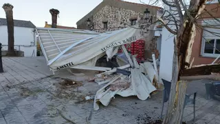 Arrancan de cuajo un cajero en Aljucén y se lo llevan con una excavadora