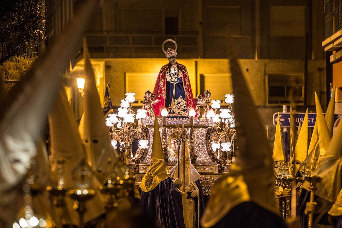 SEMANA SANTA EN ORIHUELA | Procesión de la Cofradía de la Sagrada Institución de la Eucaristía "Santa Cena" y Nuestra Señora de los Ángeles y la Real Archicofradía y Mayordomía de Nuestra Señora del Pilar y Real Cofradía de "El Lavatorio"