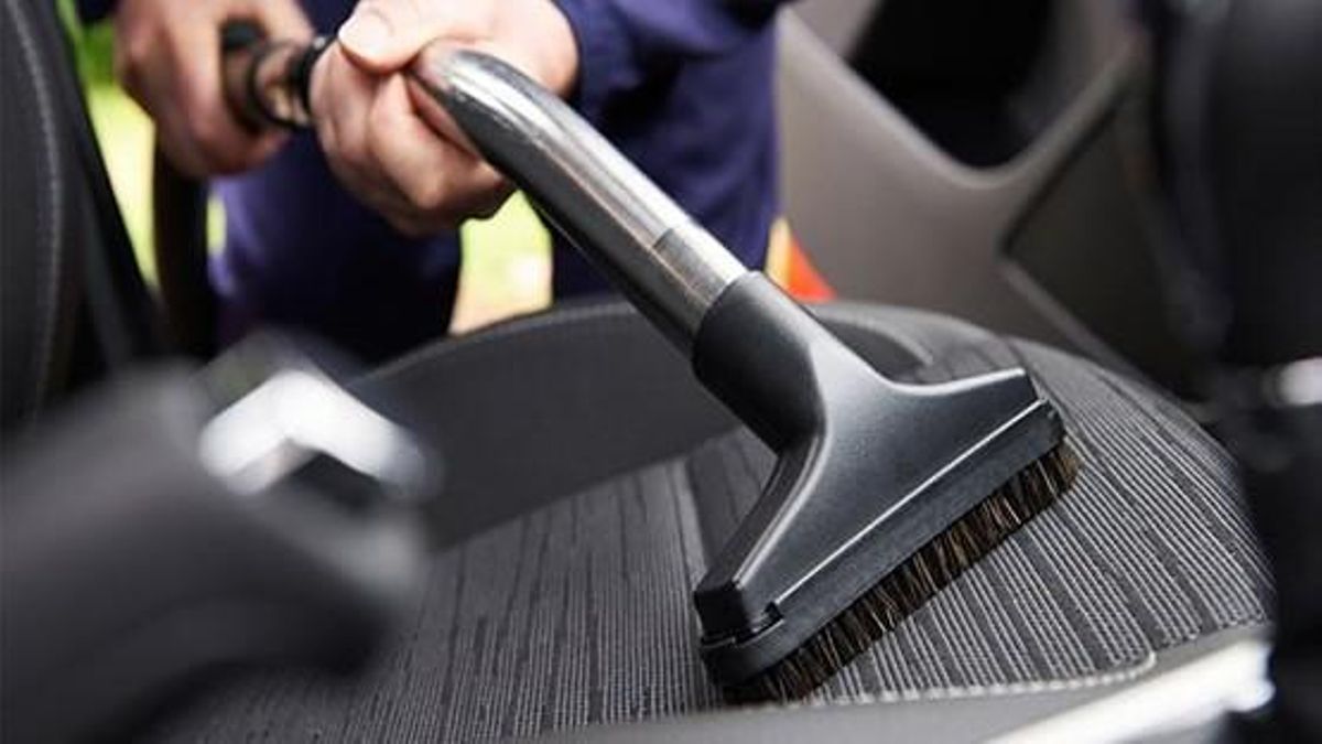 5 trucos que no conocías para limpiar el interior de tu coche a fondo